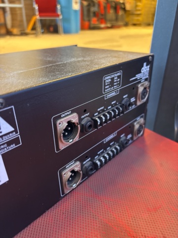 1548768-5 PA-system med JBL-högtalare, Crest-slutsteg och dbx EQ