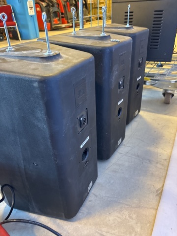 1548768-7 PA-system med JBL-högtalare, Crest-slutsteg och dbx EQ