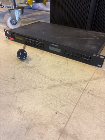 1548768-15 PA-system med JBL-högtalare, Crest-slutsteg och dbx EQ