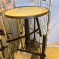1548773-11 Samling med diverse bord