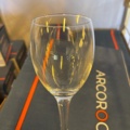 1548778-13 Samling med glas och alkoholfri dryck