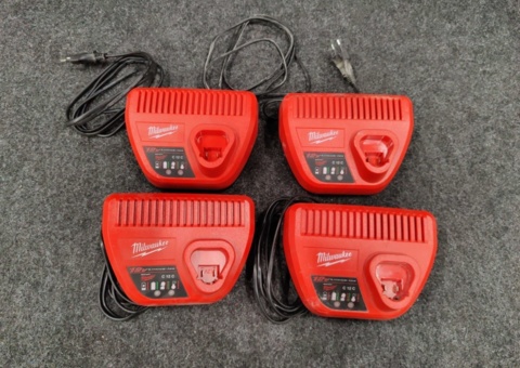 4 st Batteriladdare Milwaukee C 12 C