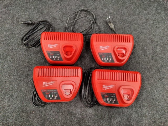 1439256-1 4 st Batteriladdare Milwaukee C 12 C