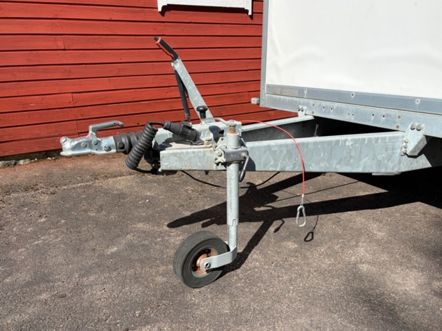 1464198-14 Skåpsläp - Brenderup 7350TB -2017