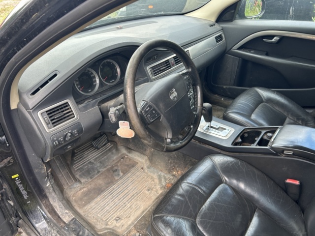 1504320-8 Volvo V70 D5 Geartronic, 185hp, 2009