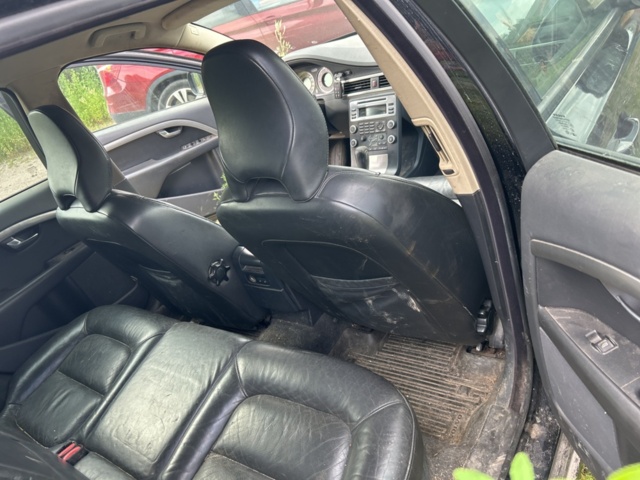 1504320-16 Volvo V70 D5 Geartronic, 185hp, 2009