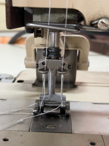 1546027-7 Industrial sewing machine - Pfaff 1242 - double needle, hem folder and puller