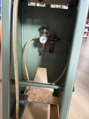 1546032-12 Eyelet machine with eyelets - Constantin Hang 1035CD