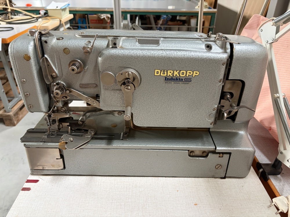 1546046-1 Industrisymaskin - Dürkopp 556-1101/E14
