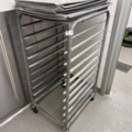 1544684-8 Tray trolley and plates
