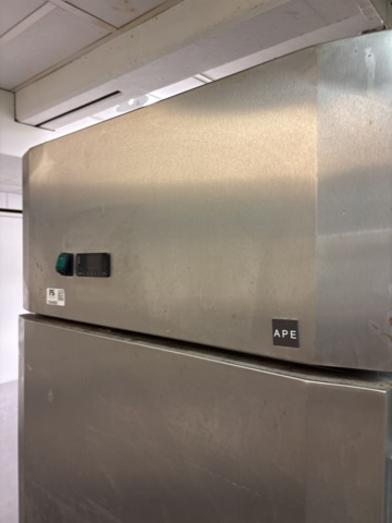 1544685-5 Restaurant refrigerator APE