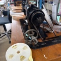 1546036-3 Retro sewing machine with edging accessories with table - Singer 96K41