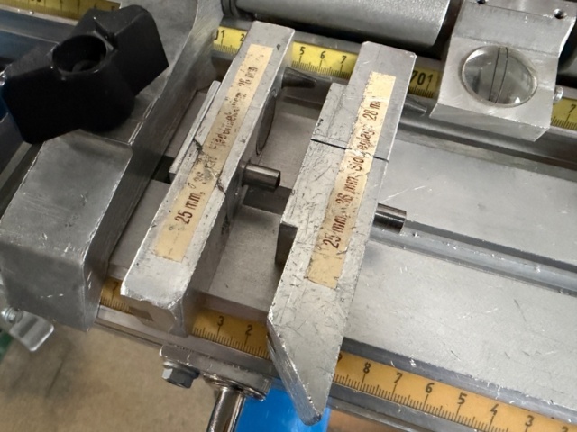 1546031-13 Pipe cutter with feed table - Elumatec MMS100/02