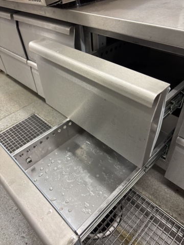1544695-4 Grillkylbänk - Zanussi
