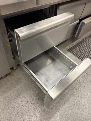 1544695-7 Grillkylbänk - Zanussi