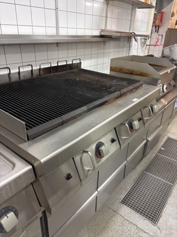 1544696-11 Gasolgrill - Zanussi