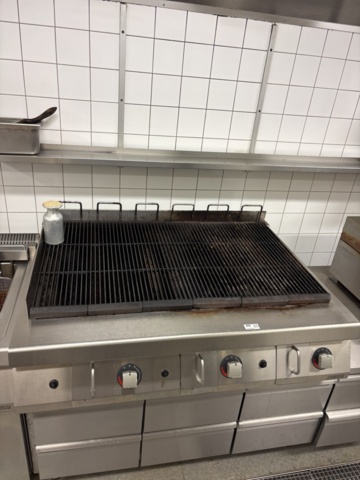 1544696-12 Gasolgrill - Zanussi