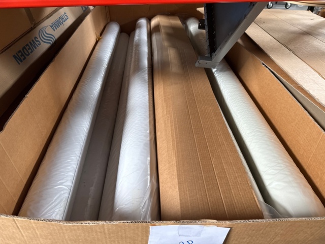 1546054-8 Lot with roller blind fabric, >1300 m