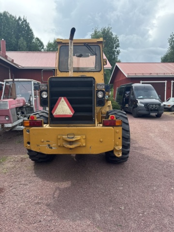 1458424-7 FIAT Allis FR12 – Wheel loader – 1982 with new tires