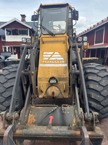 1458424-12 FIAT Allis FR12 – Wheel loader – 1982 with new tires