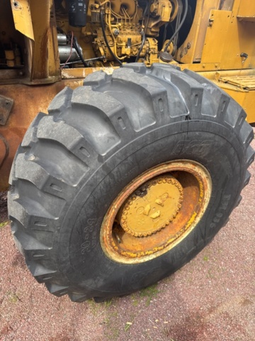 1458424-14 FIAT Allis FR12 – Wheel loader – 1982 with new tires