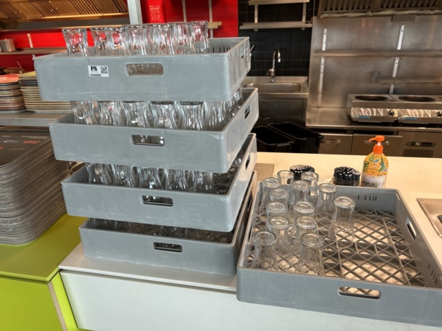 1544806-1 Backar 5 st med glas
