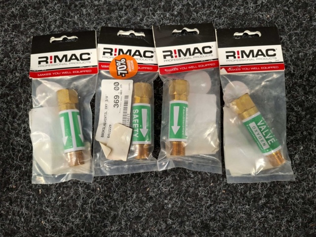 1551253-12 Slangpaket 2m, backslagsventiler, slangsockelset m.m.