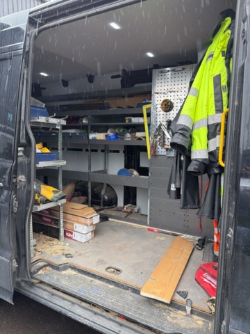 1357554-14 Skåpbil med verkstadsinredning - Volkswagen Crafter 35, 177hk -2019