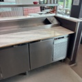 1544749-2 Pizzabänk med kylränna