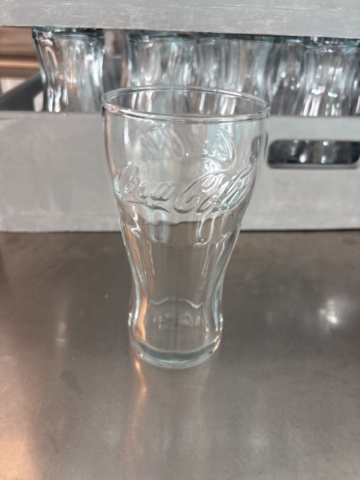 1544756-3 Backar 8 st med glas