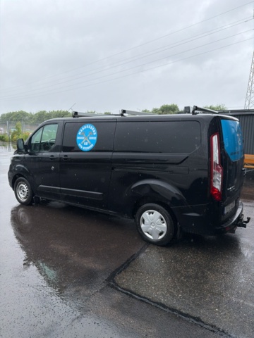 1357553-8 Skåpbil med verkstadsinredning - Ford Transit Custom 300, 130hk -2021