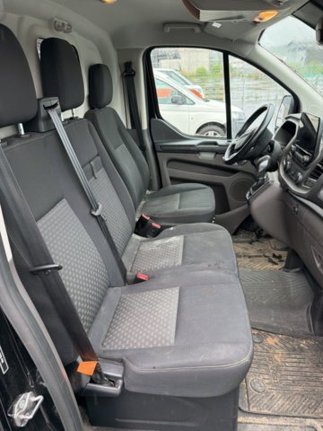 1357553-27 Skåpbil med verkstadsinredning - Ford Transit Custom 300, 130hk -2021