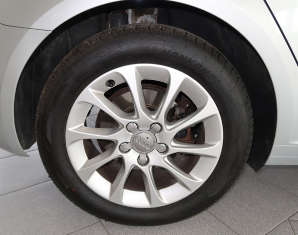 1070471-13 Audi A3 Sportback 2.0 TDI Manual, 150hp, 2014