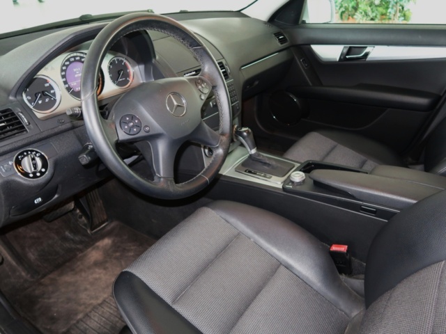 1070472-9 Mercedes-Benz C 220 CDI 5G-Tronic, 170hp, 2009
