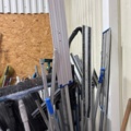 1546074-7 Lot of cleaning and gardening tools
