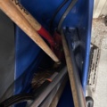 1546074-8 Lot of cleaning and gardening tools