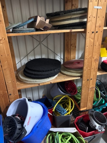 1546076-5 Collection with shelves, desks, shutter cabinets, decks and chairs, etc.