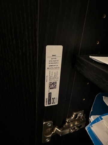 1546073-10 Bookshelves, furniture and printers