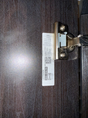 1546073-11 Bookshelves, furniture and printers