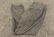 1551539 Kostymbyxa Hugo Boss, Strl 25