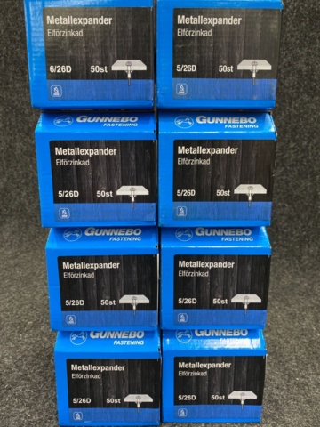 1551549-2 700 pcs Metal expanders, Gunnebo