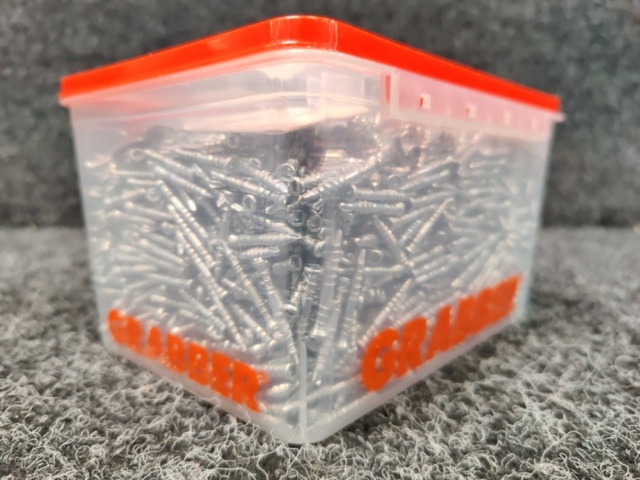1551602-5 Approx. 3000 pcs. Floor & molding screw Grabber 4.0x28mm