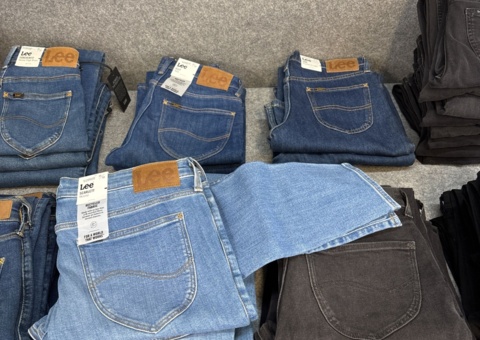 Image representing the auction - Jeans store in Nynäshamn AB goes bankrupt