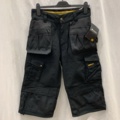 1551685-1 Arbetsshorts CAT, Strl 32