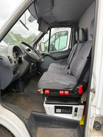 1551883-23 Mercedes-Benz Sprinter 316 CDI 2003 (rep. item, 22677 miles, automatic)