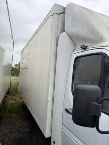 1551883-30 Mercedes-Benz Sprinter 316 CDI 2003 (rep. item, 22677 miles, automatic)