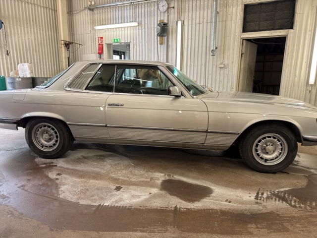 1458426-7 Mercedes-Benz 280 SLC Automatic, 185hp, 1975 Newly painted