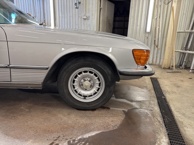 1458426-18 Mercedes-Benz 280 SLC Automatic, 185hp, 1975 Newly painted