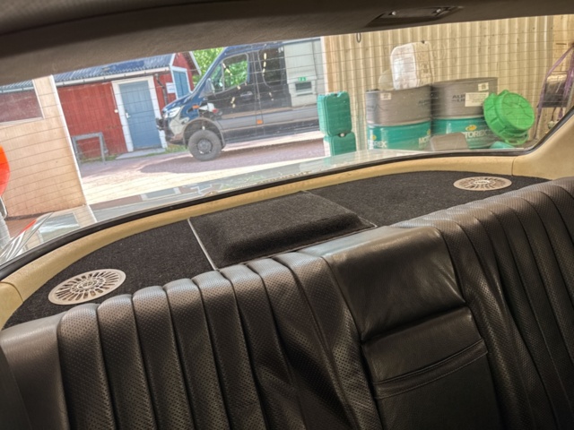 1458426-46 Mercedes-Benz 280 SLC Automatic, 185hp, 1975 Newly painted