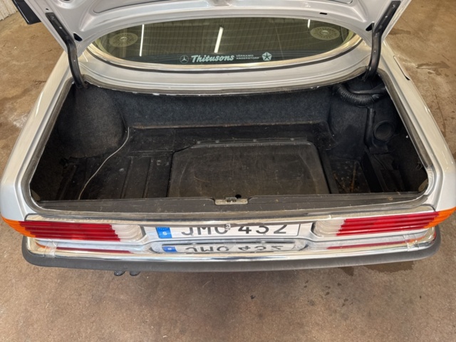 1458426-49 Mercedes-Benz 280 SLC Automatic, 185hp, 1975 Newly painted